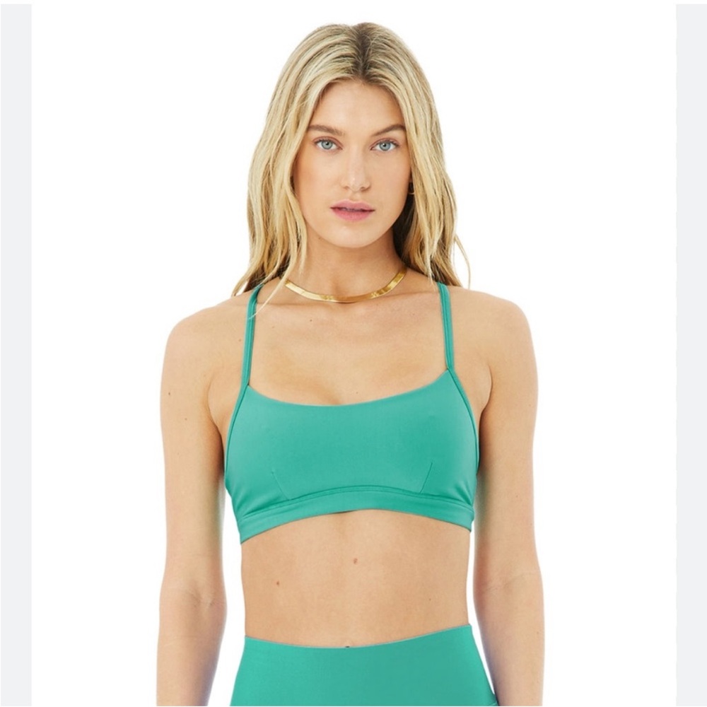 ALO Yoga Airlift Intrigue Bra in Ocean Teal